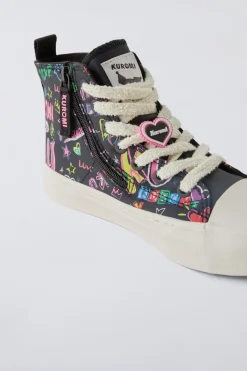 TÉNIS BOTA DESPORTIVO KUROMI © SANRIO-ZARA Fashion