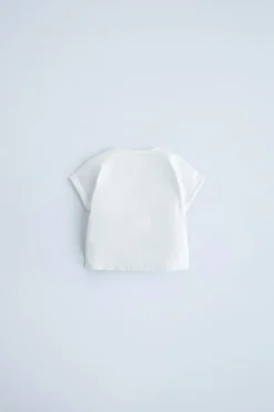 T-SHIRT COM BOTÃO-ZARA Outlet