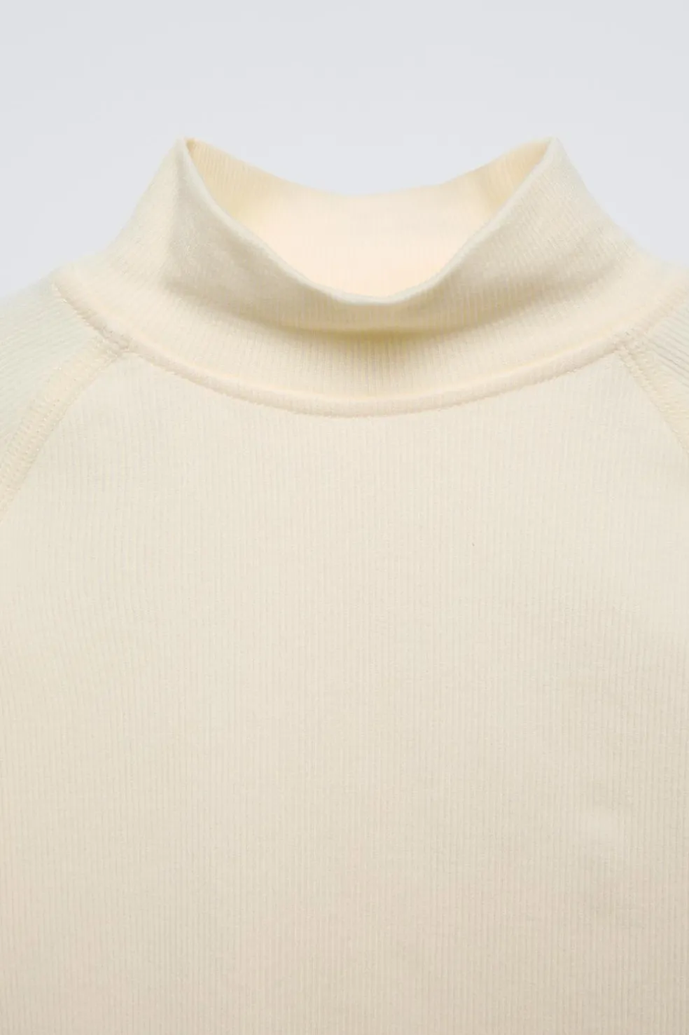 T-SHIRT COM NERVURAS DA COLEÇÃO DE SKI-ZARA Best
