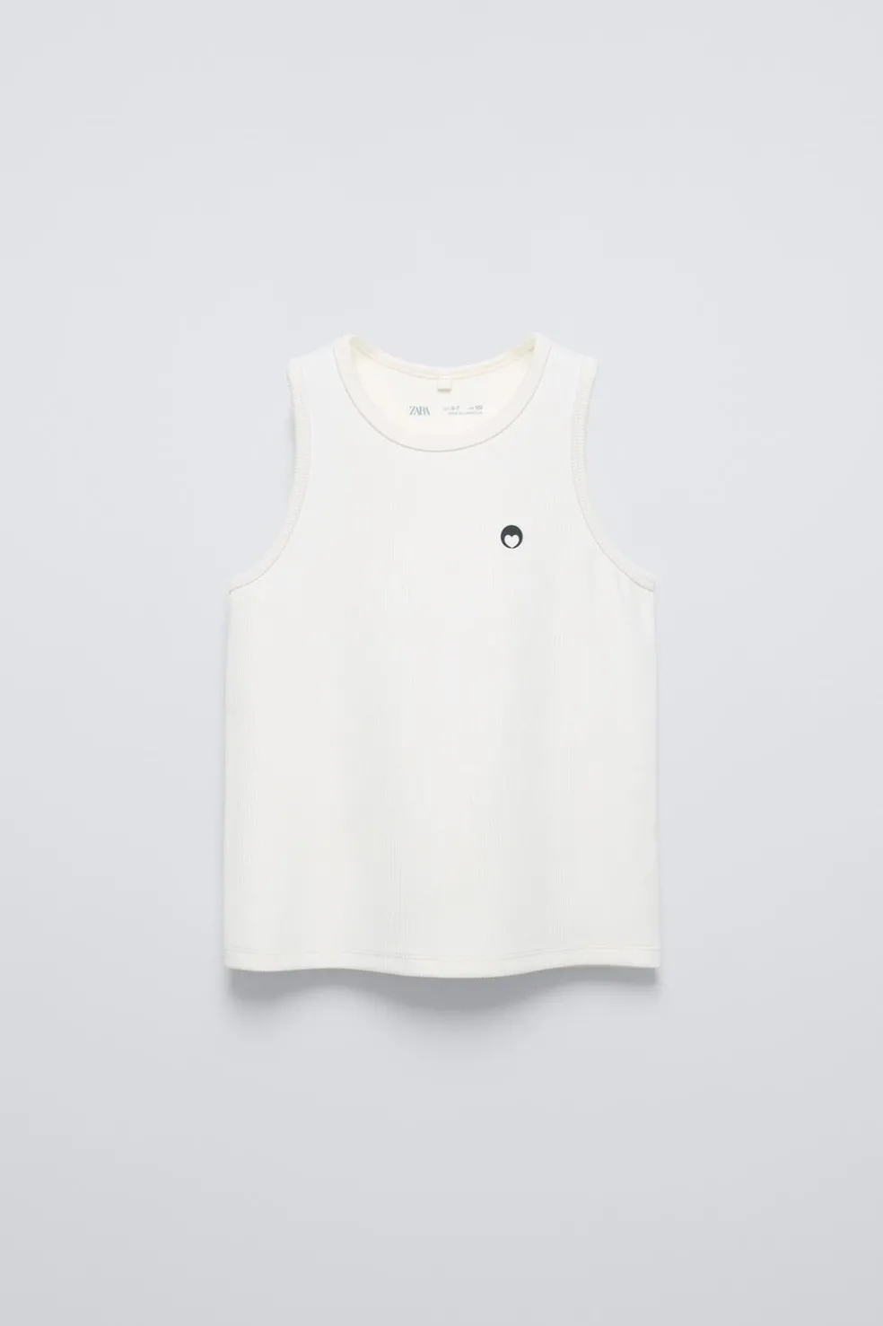 T-SHIRT COM NERVURAS E CORAÇÃO EM RELEVO-ZARA Online