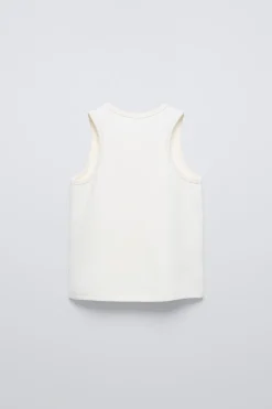 T-SHIRT COM NERVURAS E CORAÇÃO EM RELEVO-ZARA Online