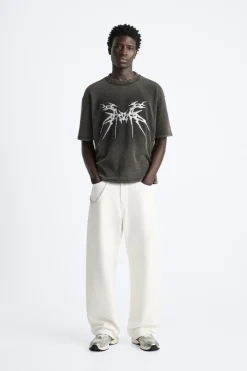 ZARA Camisola / Casacos|T-Shirts^T-SHIRT DE MALHA COM ESTAMPADO EM RELEVO Cinzento-antracite