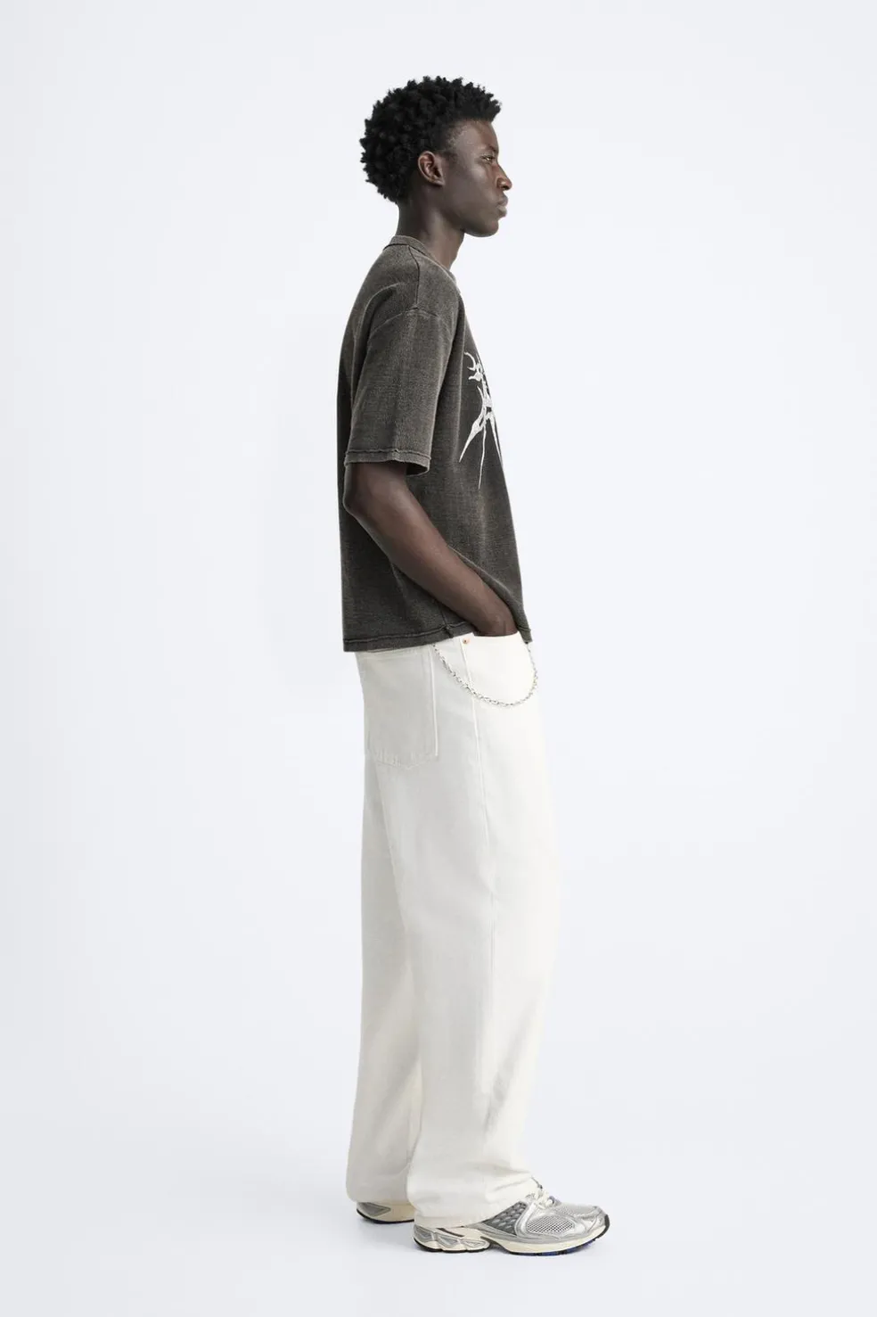 ZARA Camisola / Casacos|T-Shirts^T-SHIRT DE MALHA COM ESTAMPADO EM RELEVO Cinzento-antracite