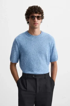 ZARA Camisola / Casacos|T-Shirts^T-SHIRT DE MALHA JACQUARD IRREGULAR Azul-claro