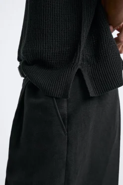 ZARA Camisola / Casacos|T-Shirts^T-SHIRT DE MALHA RENDILHADA Preto