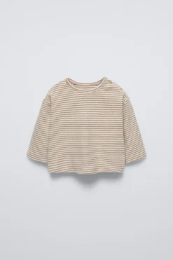 T-SHIRT DE RISCAS SOFT TOUCH-ZARA New