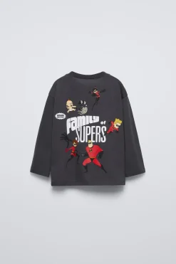 T-SHIRT FAMILY OS INCRÍVEIS © DISNEY PIXAR-ZARA New