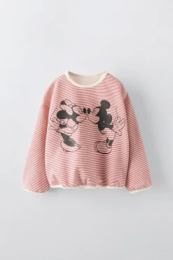 T-SHIRT ÀS RISCAS COM MICKEY E MINNIE MOUSE © DISNEY-ZARA Fashion