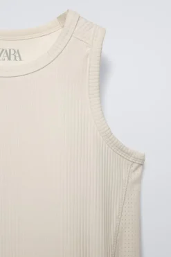 T-SHIRT SPORTY-ZARA Shop