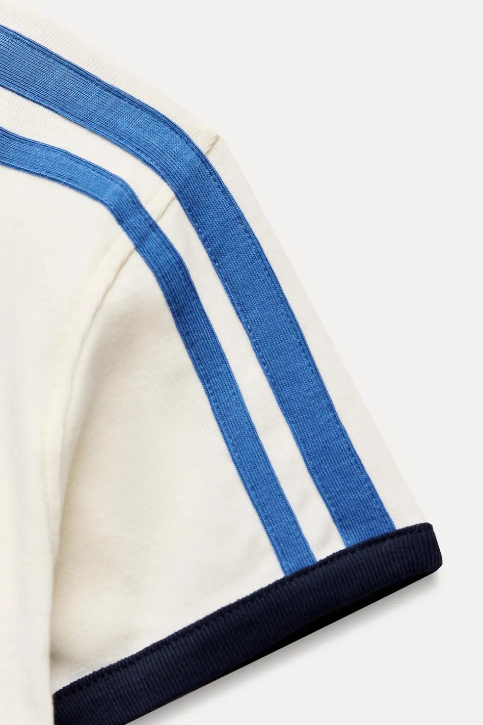 ZARA Sweatshirts / Joggers|T-Shirts^T-SHIRT UNIVERSITÁRIA COM FAIXAS Cru