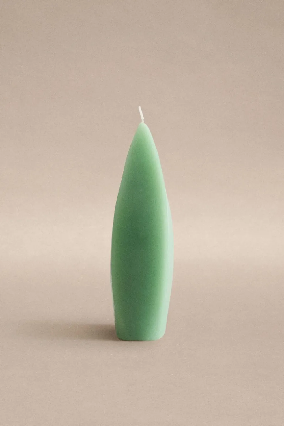 ZARA Presentes Para O Lar|Presentes Para O Lar^VELA SILHUETA CURVA NANUSHKA Verde