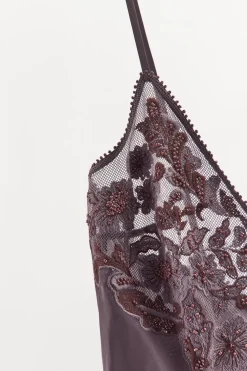 ZARA Vestidos|Lingerie^VESTIDO COMBINADO COM BORDADOS E MISSANGAS Beringela