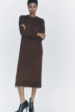 ZARA Winter Layersnew|Vestidos^VESTIDO COMPRIDO MALHA LISA Castanho-escuro