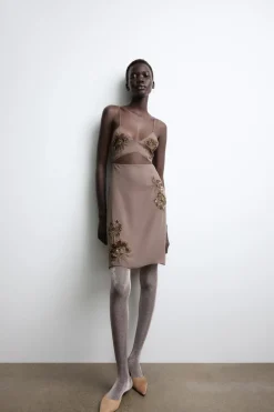 ZARA Vestidos|Lingerie^VESTIDO CUT OUT COM MISSANGAS Cinza
