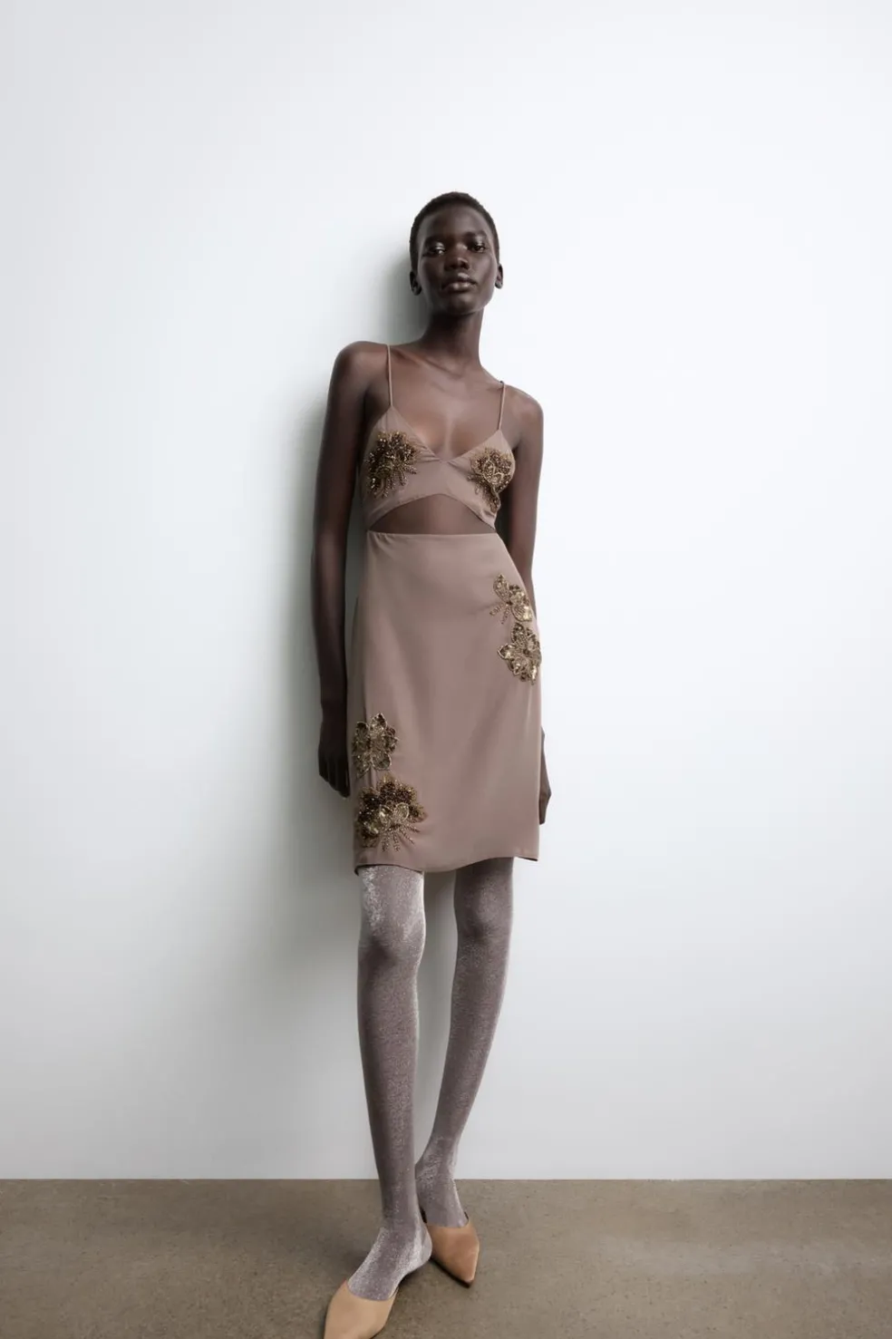 ZARA Vestidos|Lingerie^VESTIDO CUT OUT COM MISSANGAS Cinza