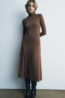 ZARA Winter Layersnew|Vestidos^VESTIDO MIDI SUAVE castanho-vison