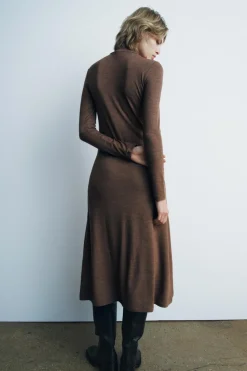 ZARA Winter Layersnew|Vestidos^VESTIDO MIDI SUAVE castanho-vison