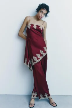 ZARA Vestidos|Lingerie^VESTIDO RENDADO ACETINADO Grená
