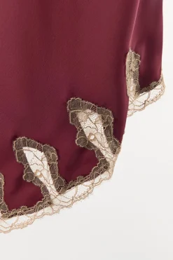 ZARA Vestidos|Lingerie^VESTIDO RENDADO ACETINADO Grená