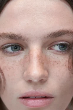 ZARA Beauty^ FRECKLE PEN - LÁPIS PARA PINTAR SARDAS 4390/211