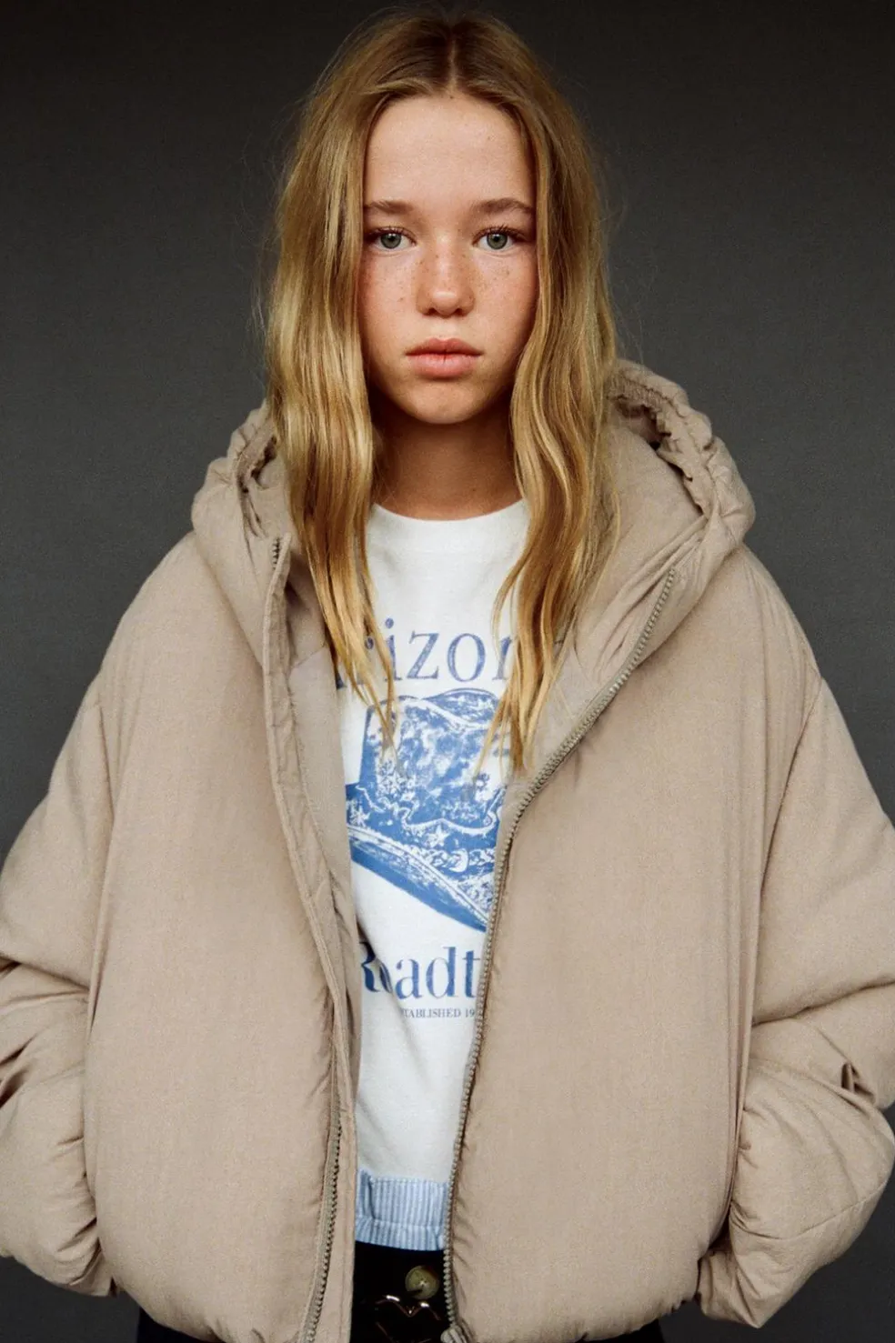 Z3D BLUSÃO ACOLCHOADO OVERSIZE COM CAPUZ-ZARA Fashion